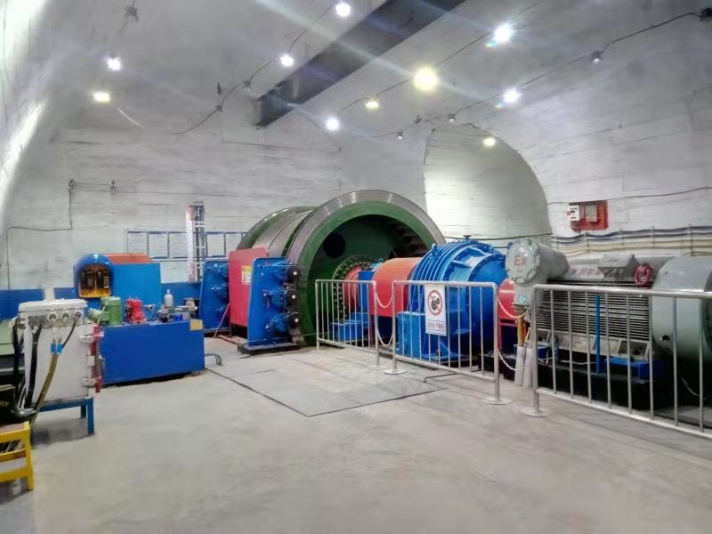3.5米防爆提升機(jī)